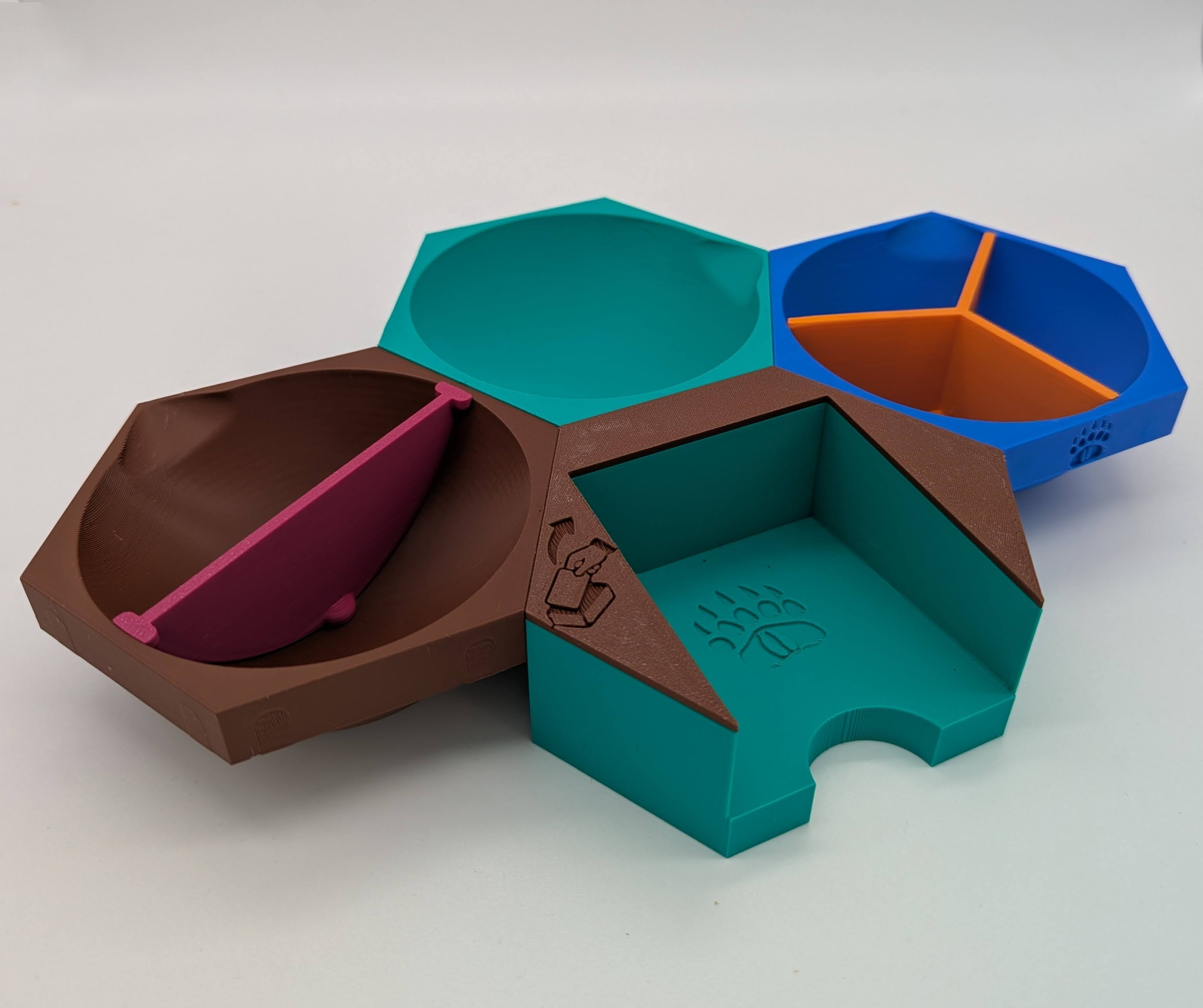 Gestapelte Token-Schälchen